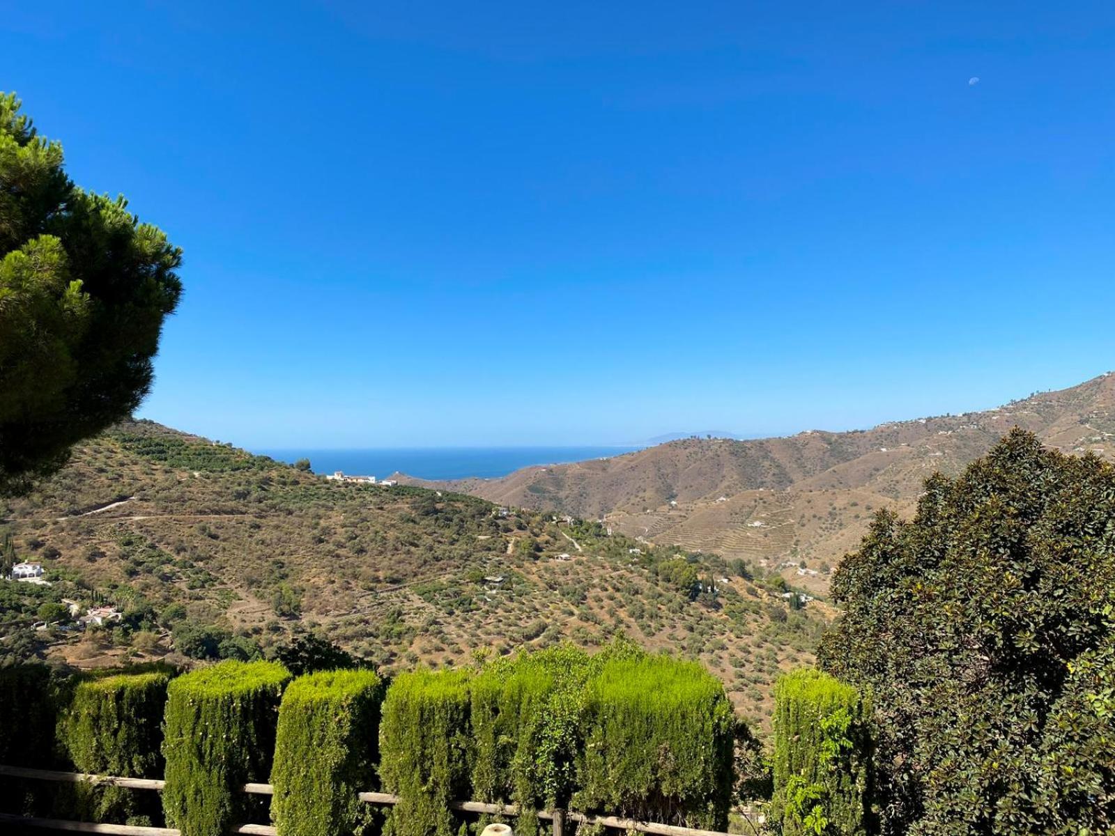 Cortijo Navas * Cómpeta